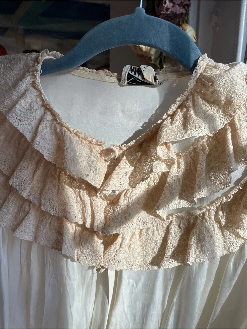 Vintage Silk Robe - Picture 7 of 14